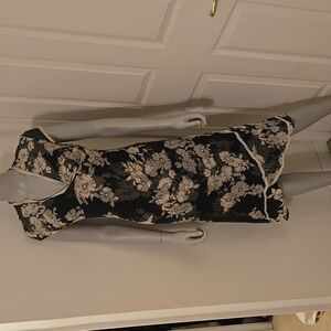 Nicole Miller Silk and Sheer Floral Print Dress with Sequins Black/ White Size 8